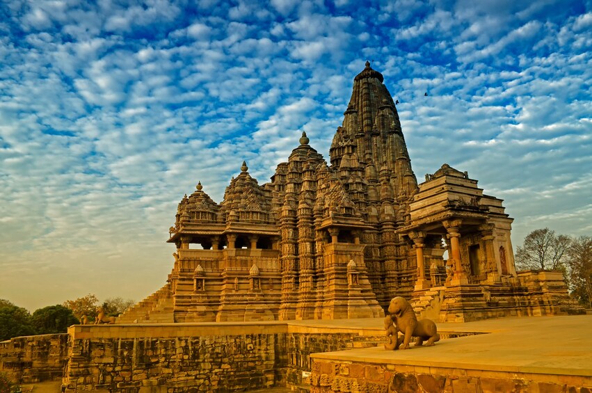 DELHI JAIPUR AGRA GWALIOR ORCHHA KHAJURAHO ALLAHABAD AYODHAYA VARANASI BODHGAYA 