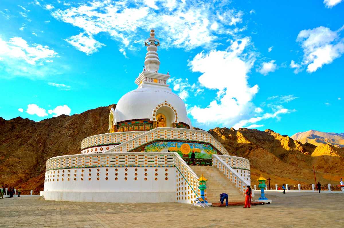 DESTINATION BEST OF LEH