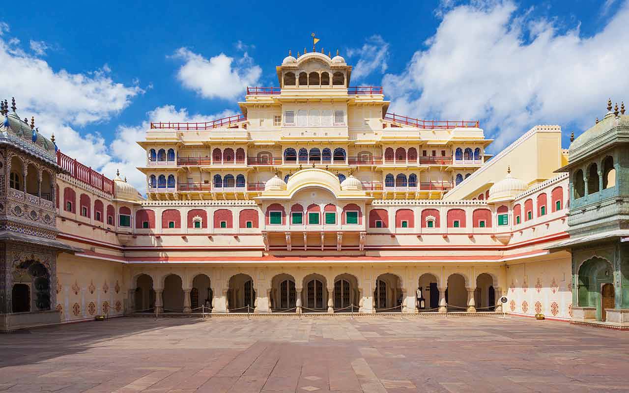 UDAIPUR MUNNT ABU TOUR PACKAGE