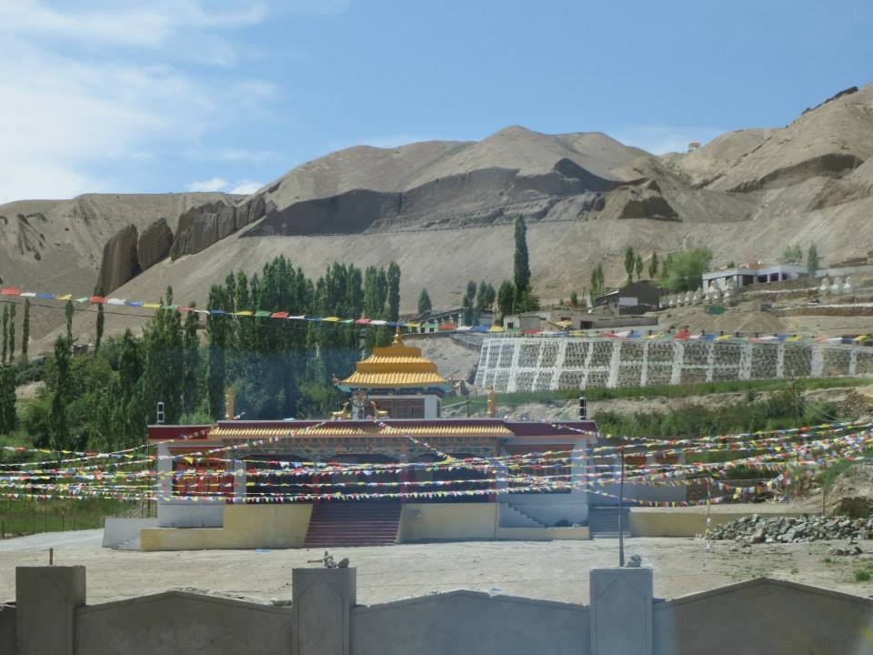 DESTINATION VALLEY OF LEH