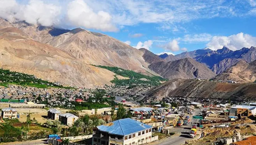 KARGIL NUBRA VALLEY PANGONG LAKE LEH TOUR 8 DAYS