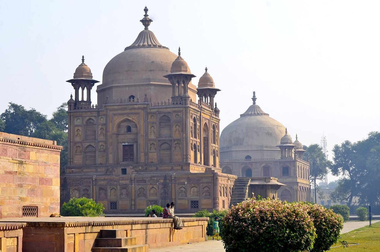 VARANASI ALLAHABAD TOUR PACKAGE 