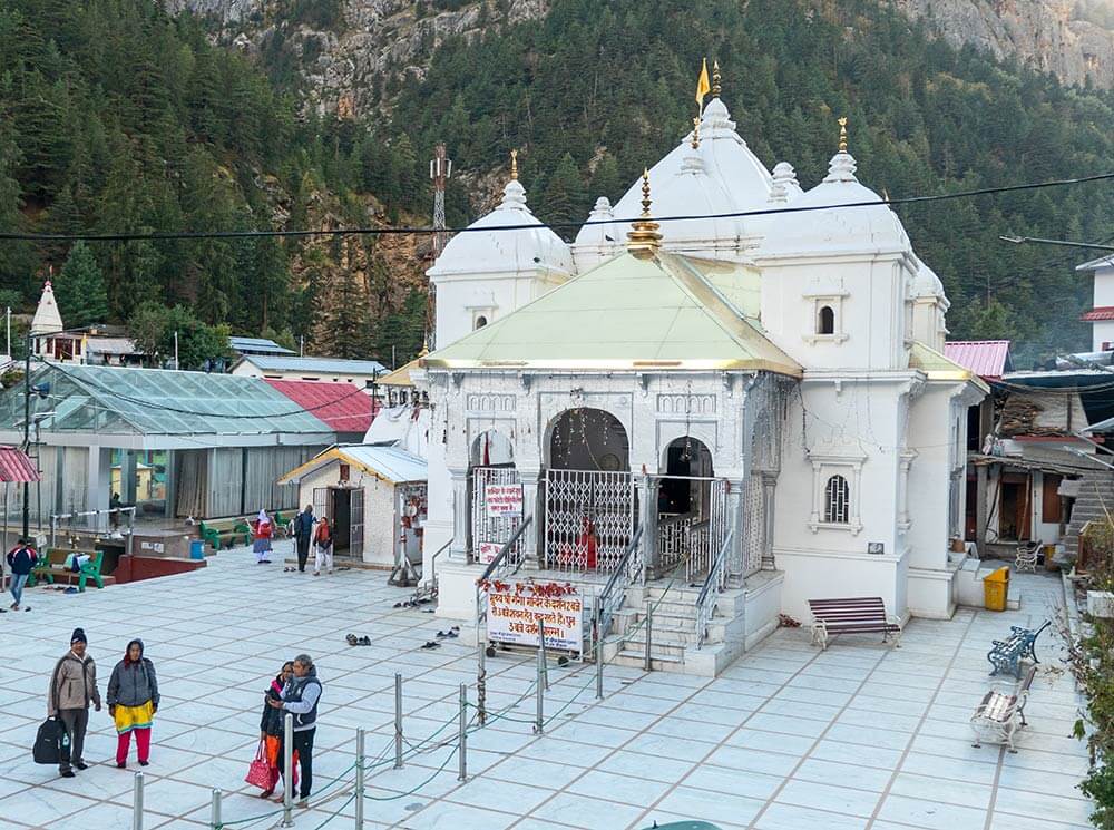CHARDHAM YATRA BY HELICOPTER  01 NIGHTS  02 DAYS